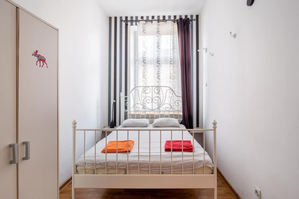 Old Town Kazimierz Shine After Party 4 Indipendent Bedrooms Apartment 2 Bathrooms *